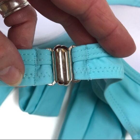 Cupshe Size Small Hook and Tie Padded Bikini Top - Picture 9 of 9